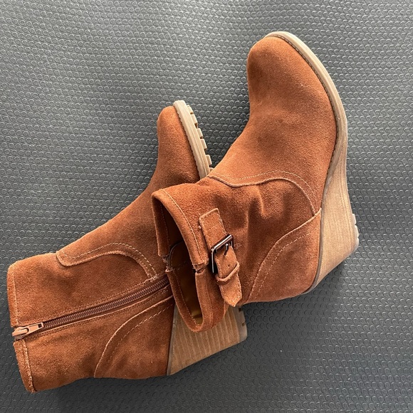 Carlos by Carlos Santana wedge booties - Picture 3 of 11